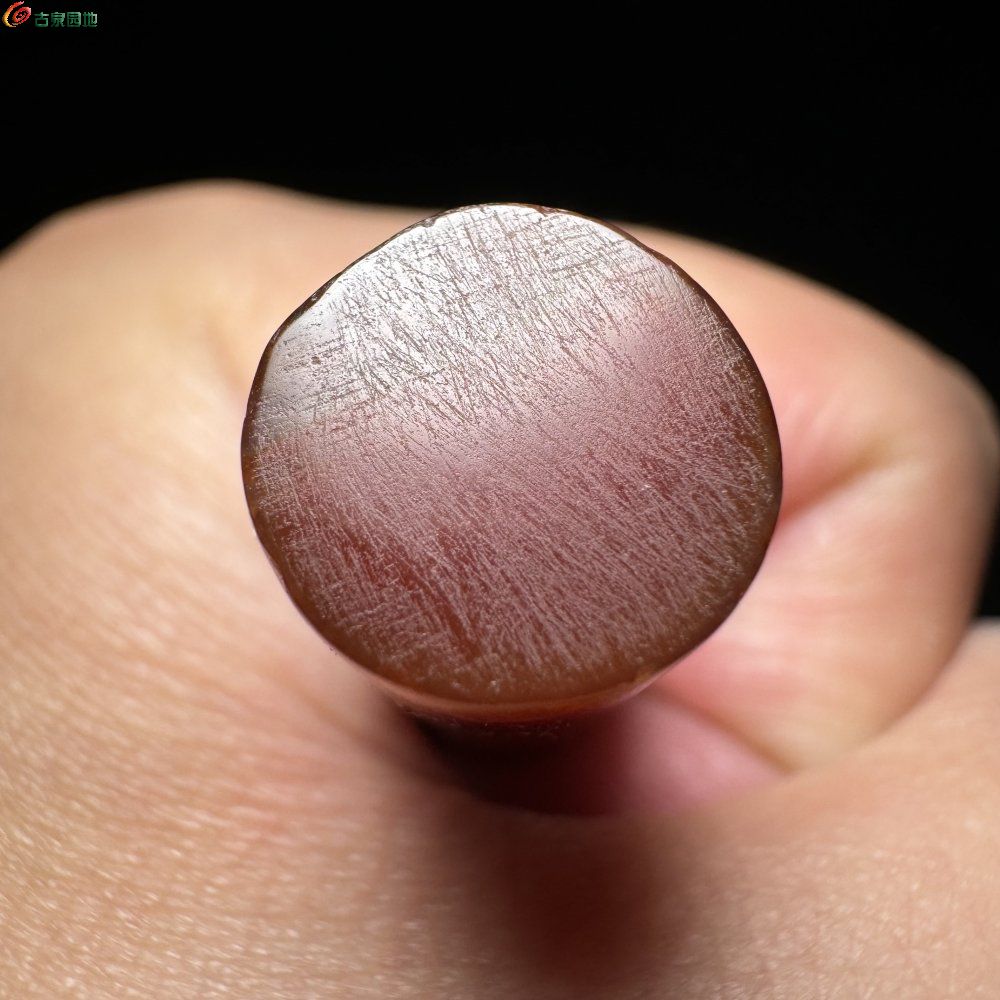 百年酒红大尺寸老玛瑙翎管吊坠9.jpg