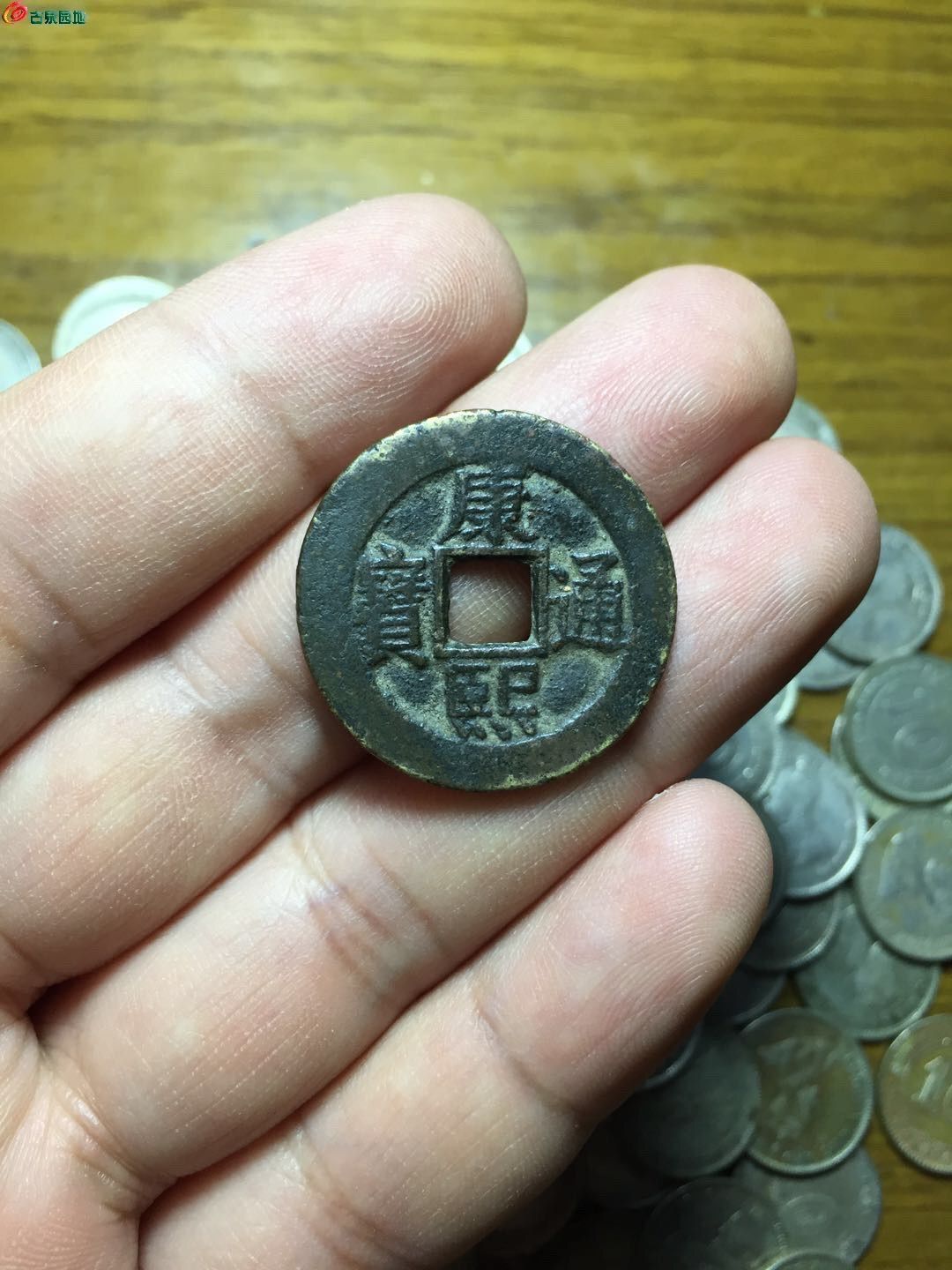 27687.jpg