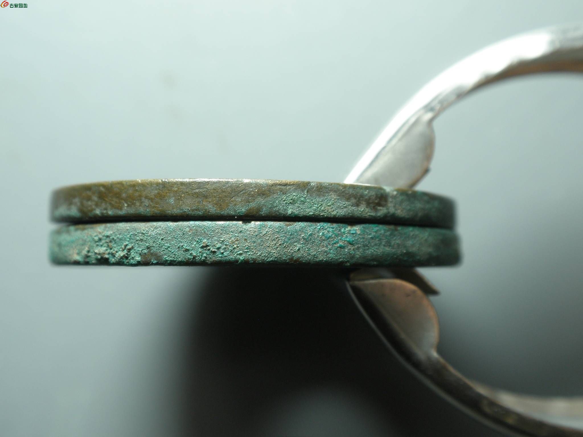 5精品~崇宁通宝小版一对~10.JPG