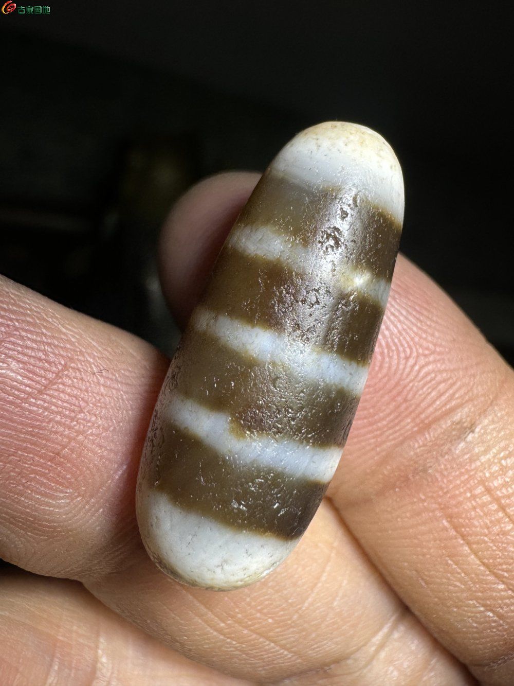 藏传精美古朴的珠子4.jpg