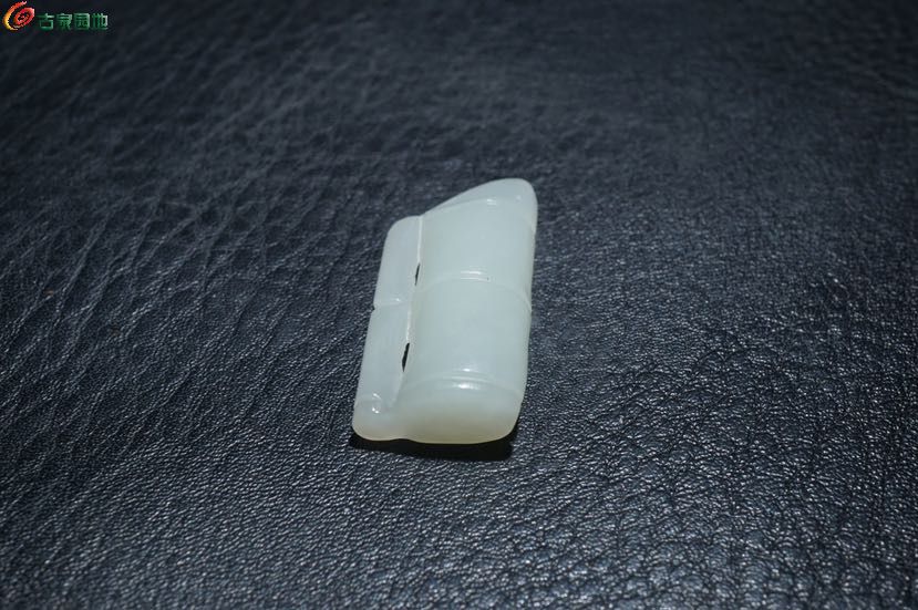 明清老和田玉竹节挂件4.jpg