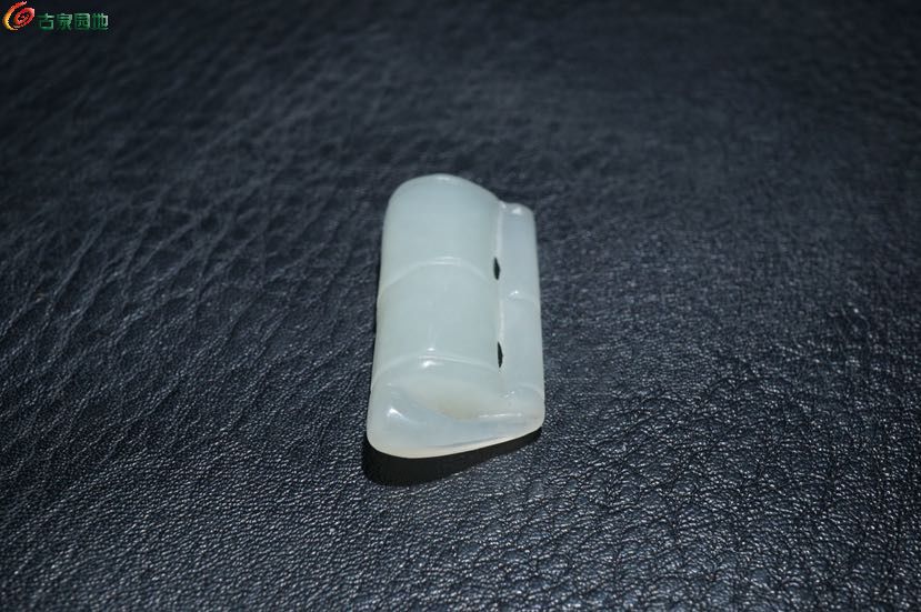 明清老和田玉竹节挂件6.jpg