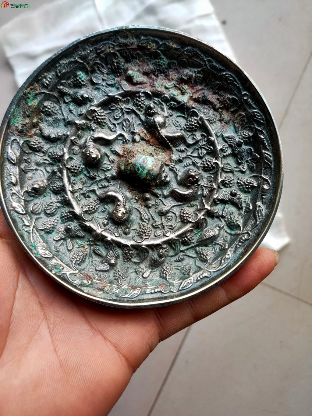 15000円オンライン アウトレット 超激安特価 2200年前の漢の銅鏡、鑑定