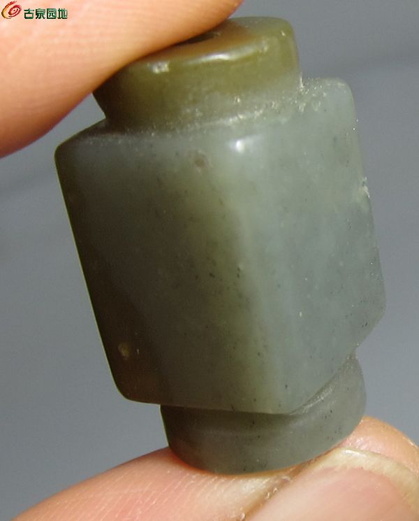 玉琮10.jpg