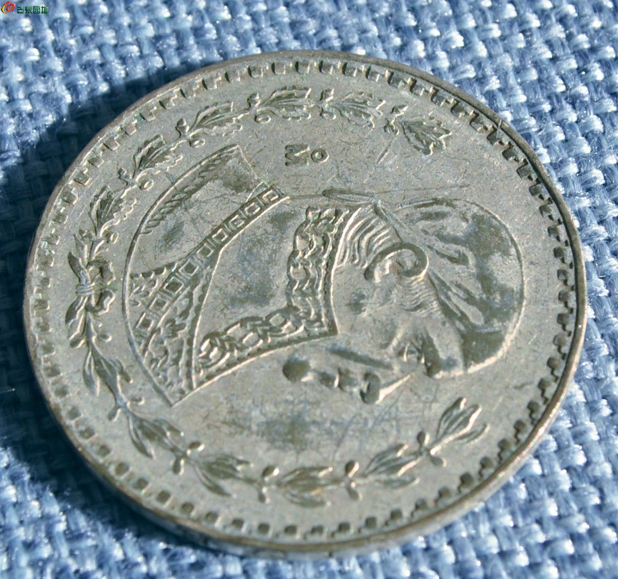 16克1960年墨西哥鹰洋银圆1局5.jpg