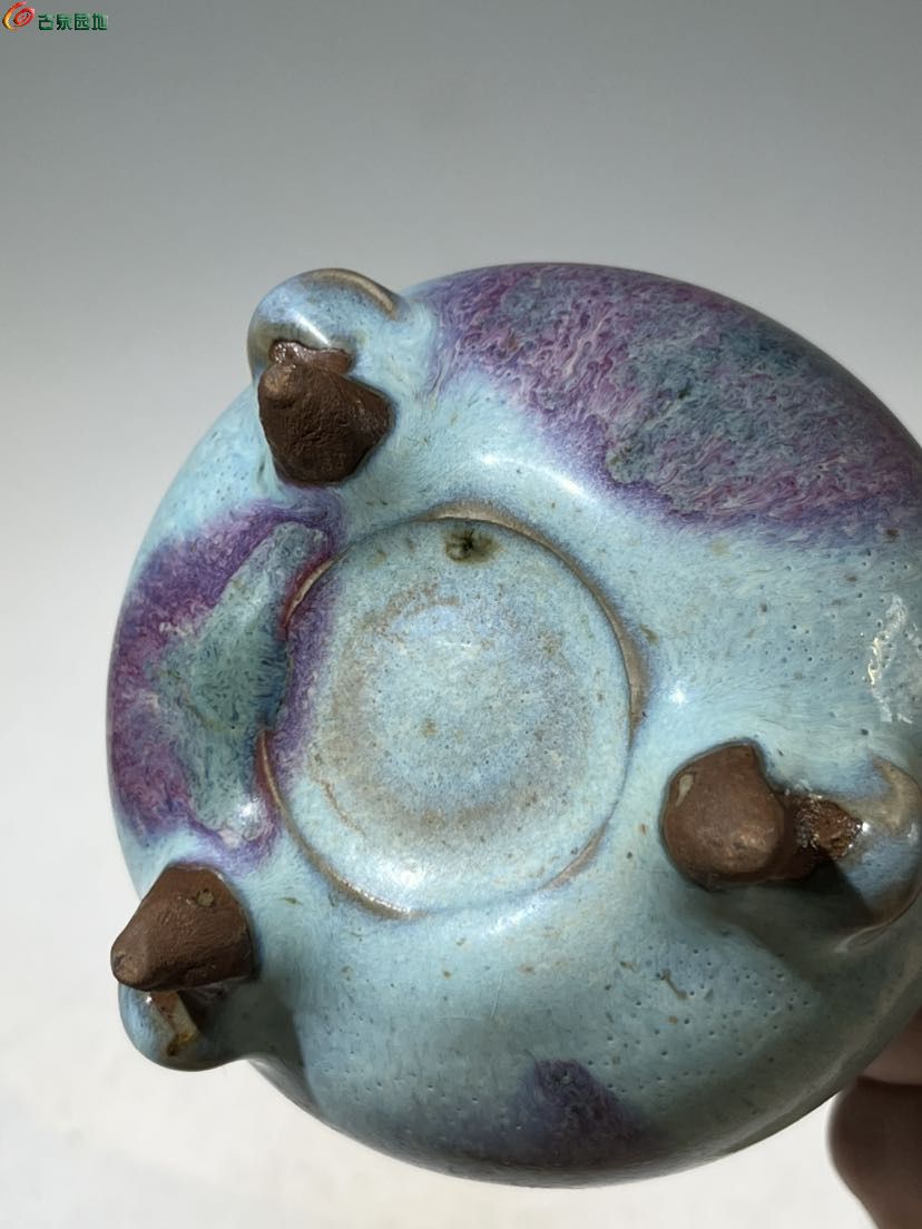 钧窑三足炉5.jpg