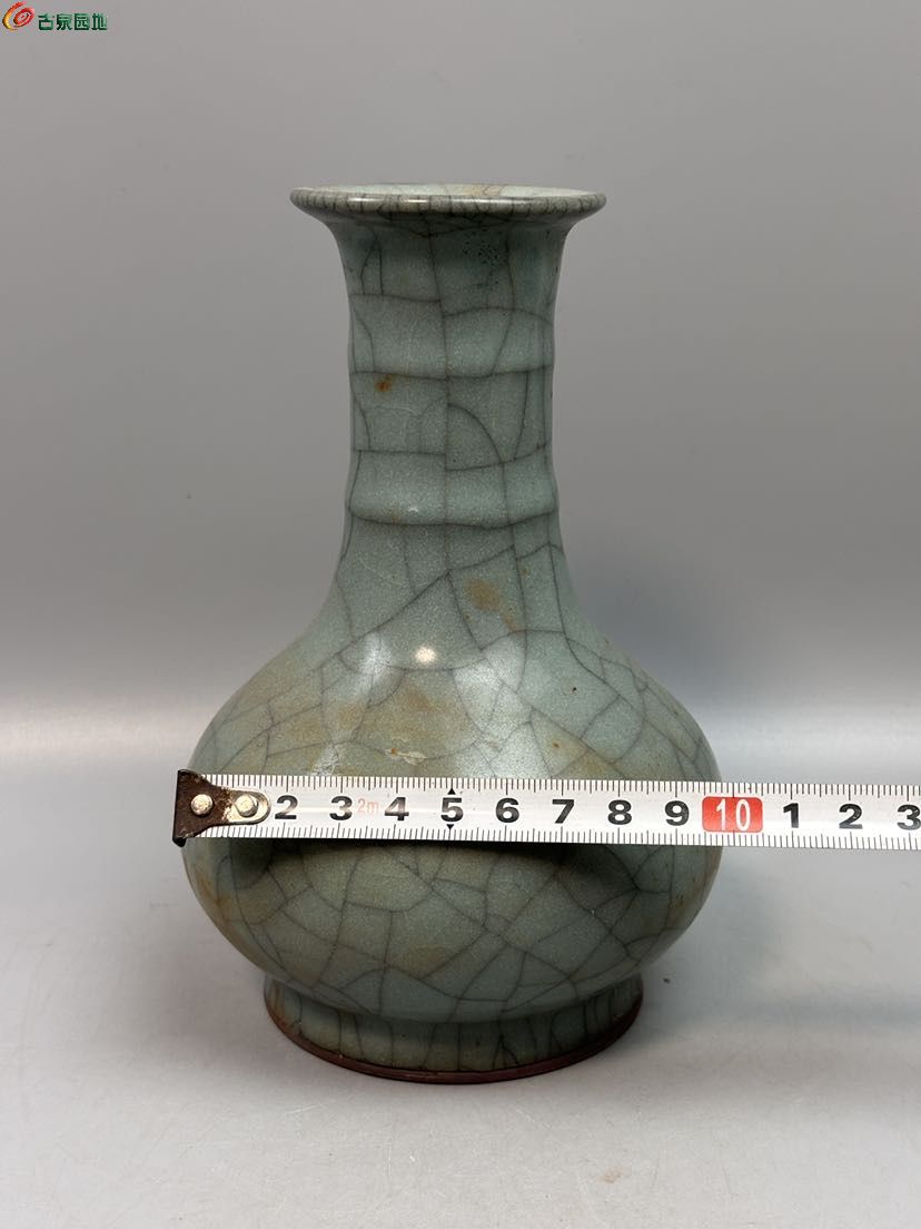 龙泉窑 盘口瓶8.jpg