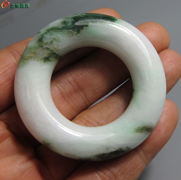 翡翠环2.jpg