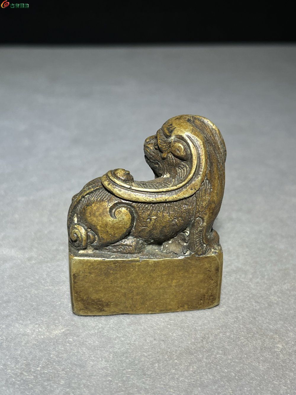 实心瑞兽铜摆件3.jpg