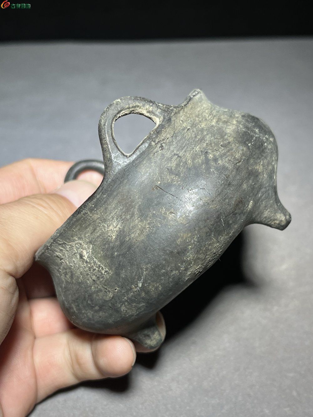 冲天耳铜香炉4.jpg