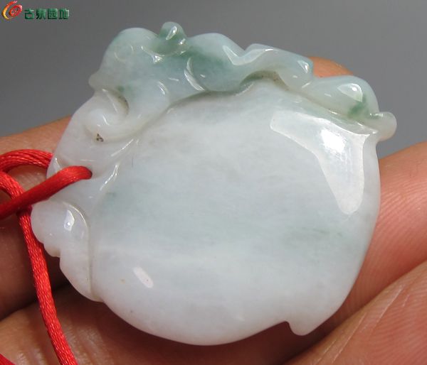 寿桃翡翠4.jpg