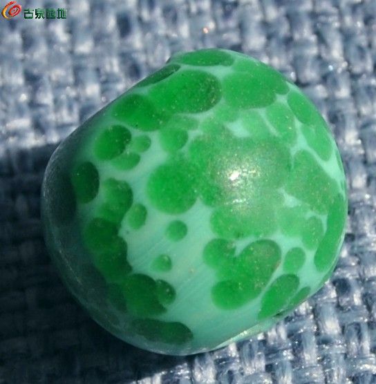 明清绿雪花琉璃珠局1.jpg