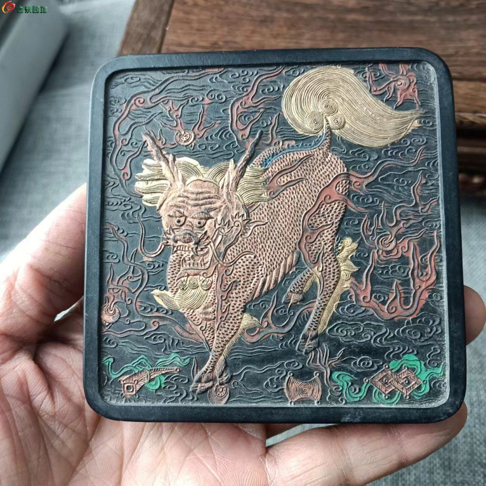 约205.2克老墨美品徽歙程君房旧藏年份墨。5.jpg