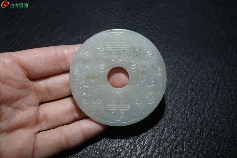 和田玉满工福寿玉璧挂件1.jpg