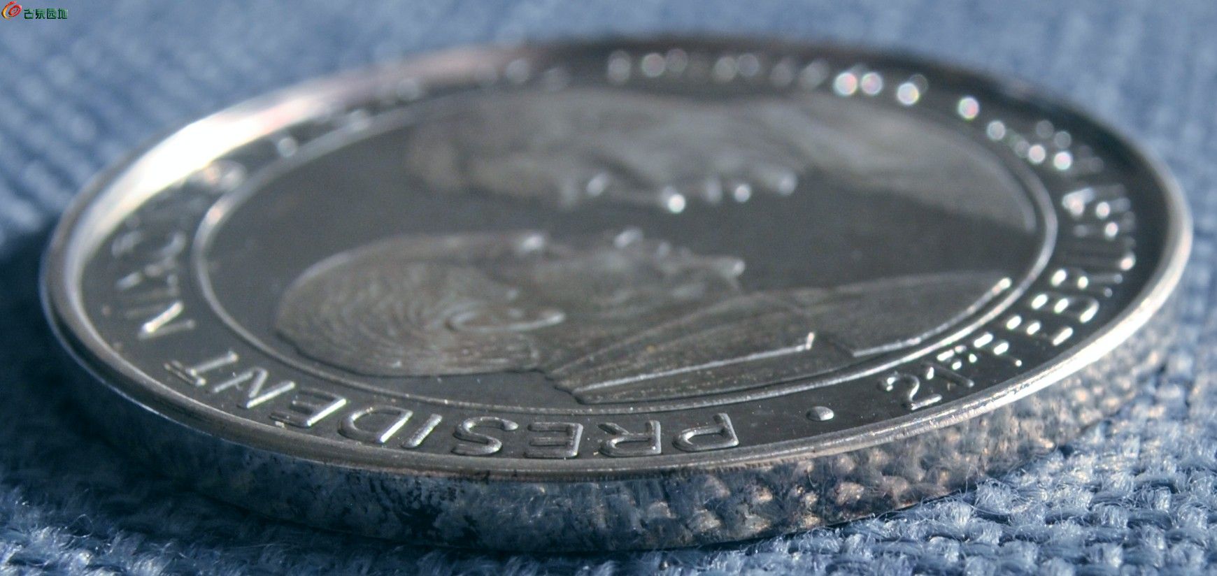 极美品31克原光1972年纪念中国加入联合国和美国总统尼克松访华纪念章局11.j