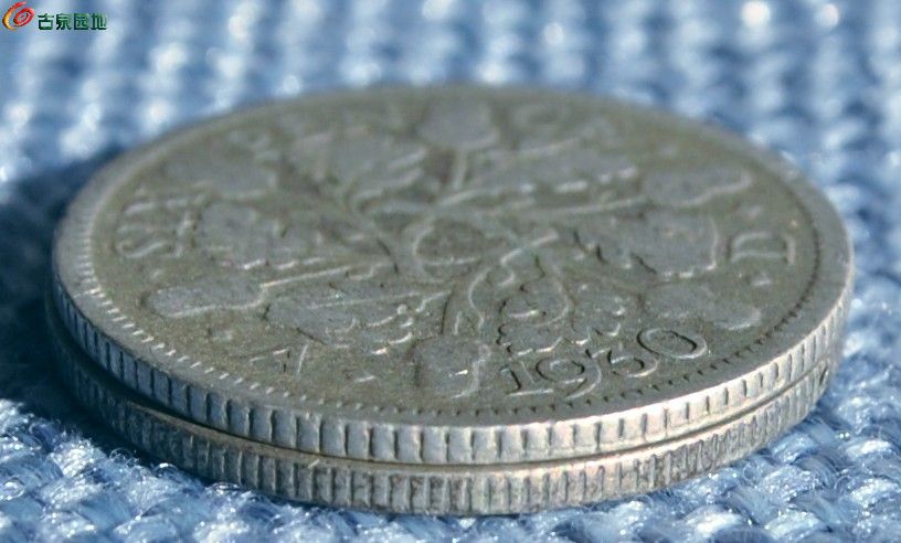 1943年英国皇冠6便士银币和1930年橡树枝叶6便士银币2枚1局9.jpg
