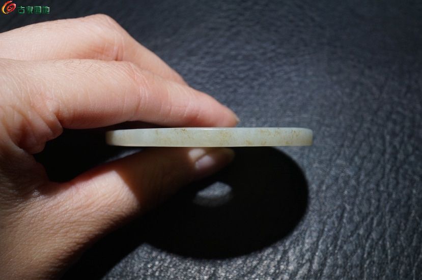 和田玉满工福寿玉璧挂件7.jpg