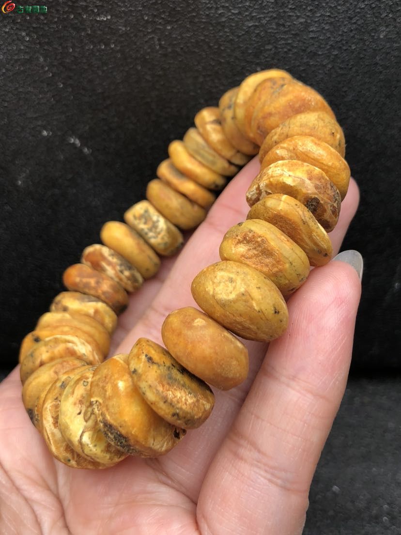 重34.8克俄料老蜜饼子手串6.jpg