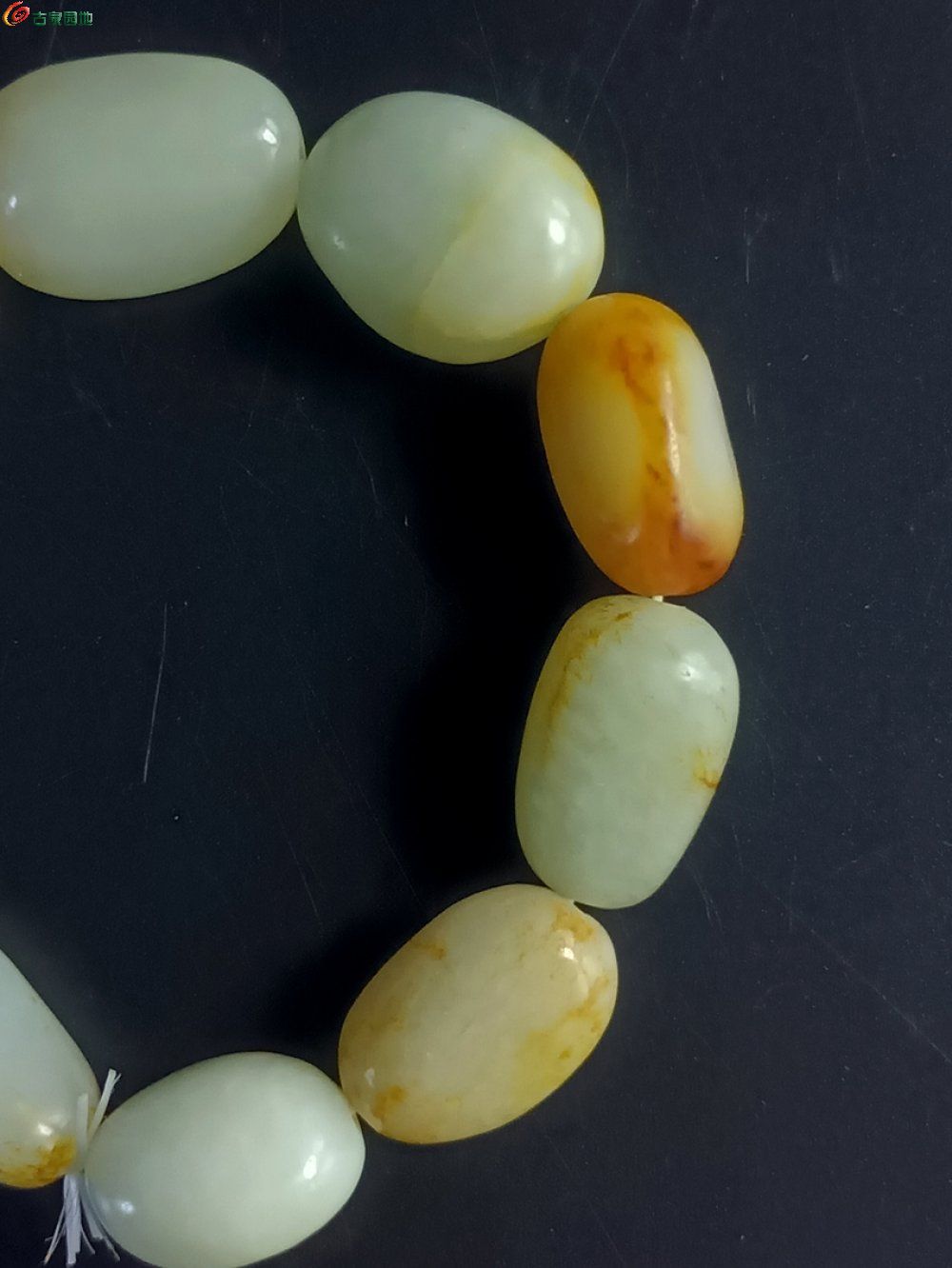 旧藏 和田玉籽料随形手串 - (5).jpg