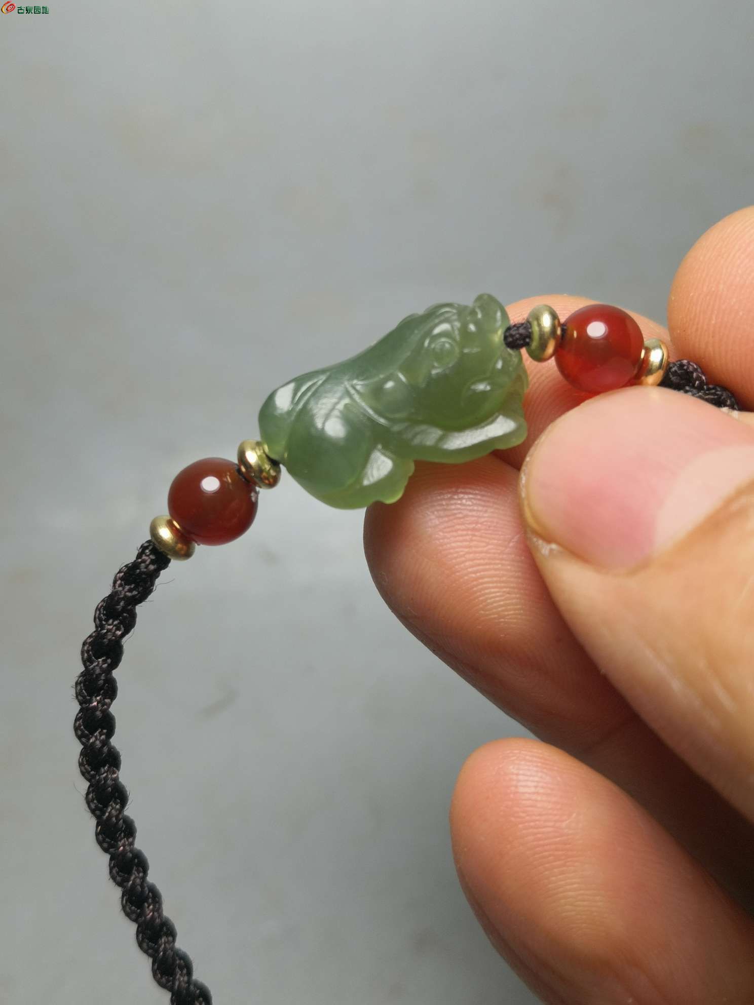 纯手工和田碧玉雕貔貅手链6.jpg