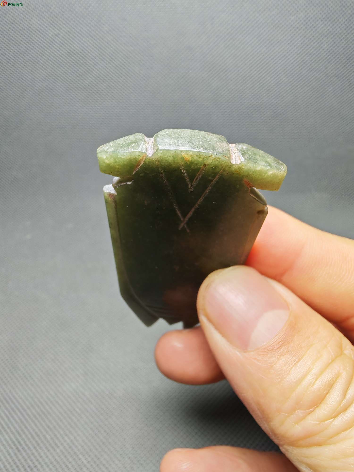 高古风格和田青玉八刀玉蝉6.jpg