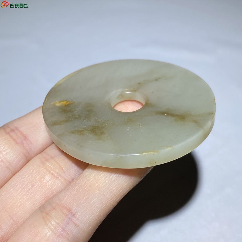 几十年和田青白玉老玉璧挂件4.jpg