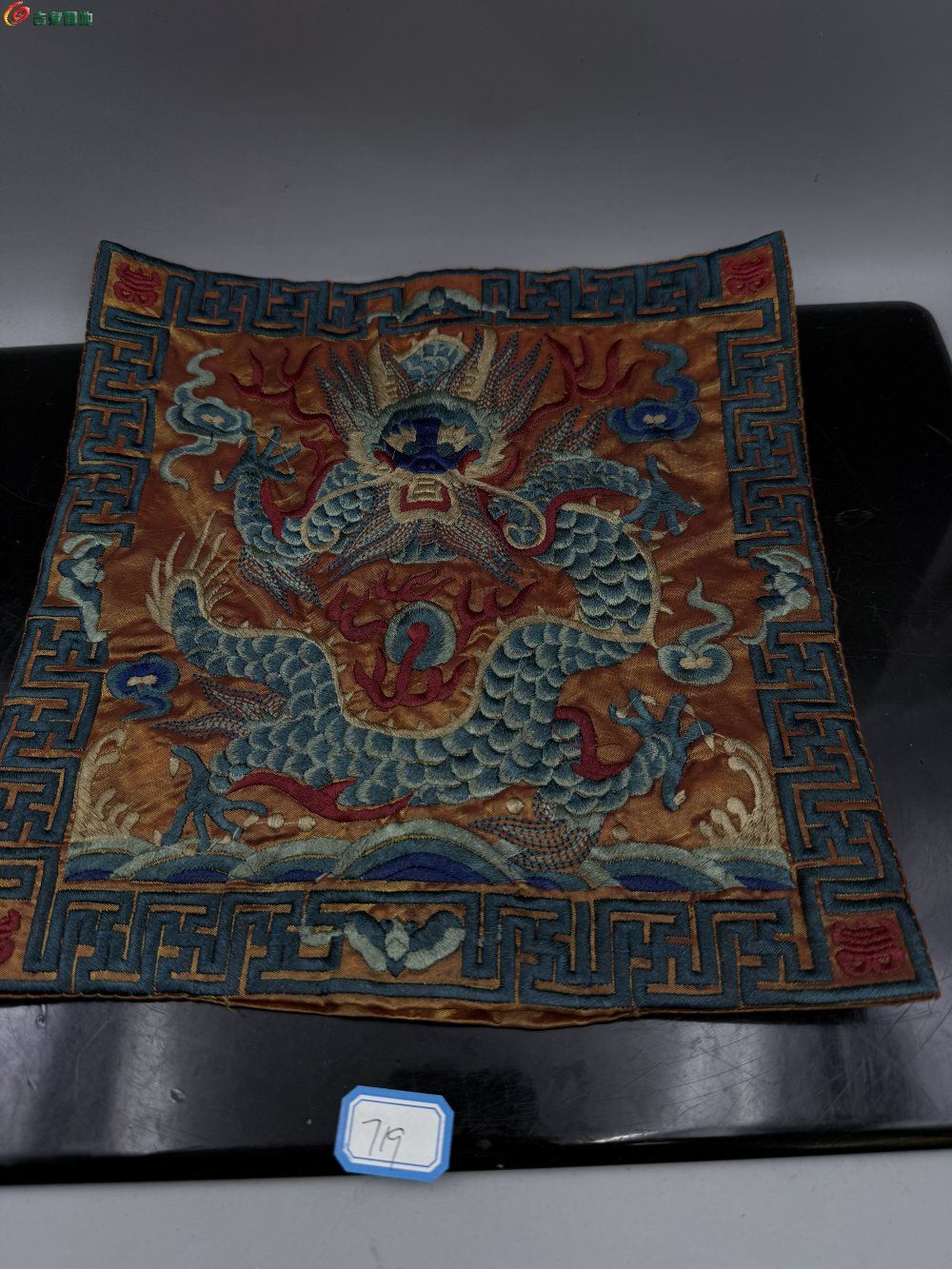 龙纹补子1.jpg