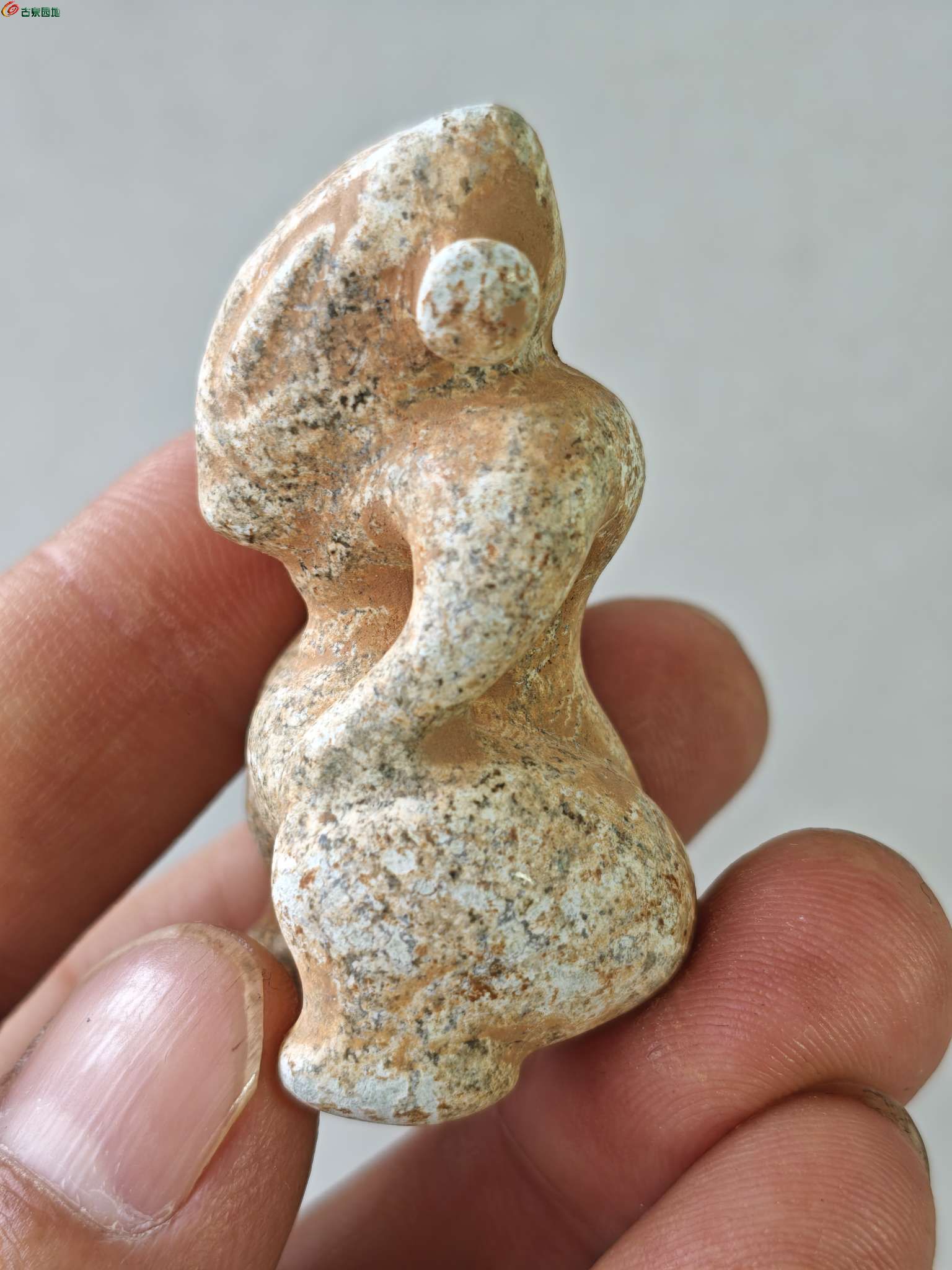 鸡骨白美玉器58-8.jpg