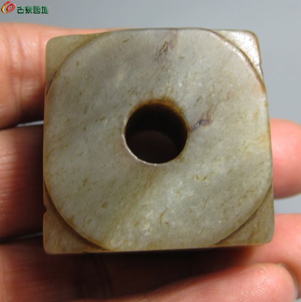 大玉琮5.jpg