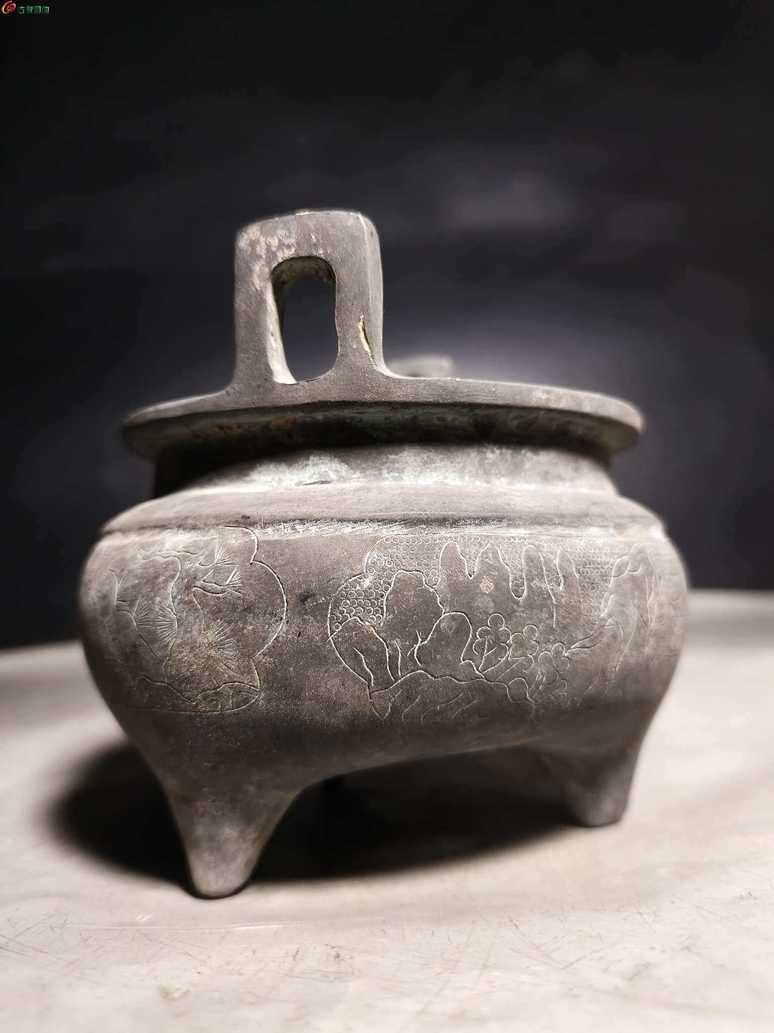满工铜香炉2.jpg