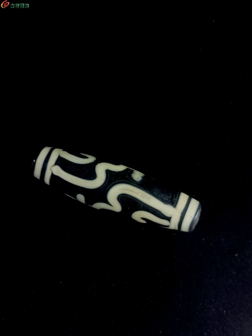 藏传百年大尺寸全品牙黄老琉璃宝瓶天珠美品勒子单珠15- (9).jpg
