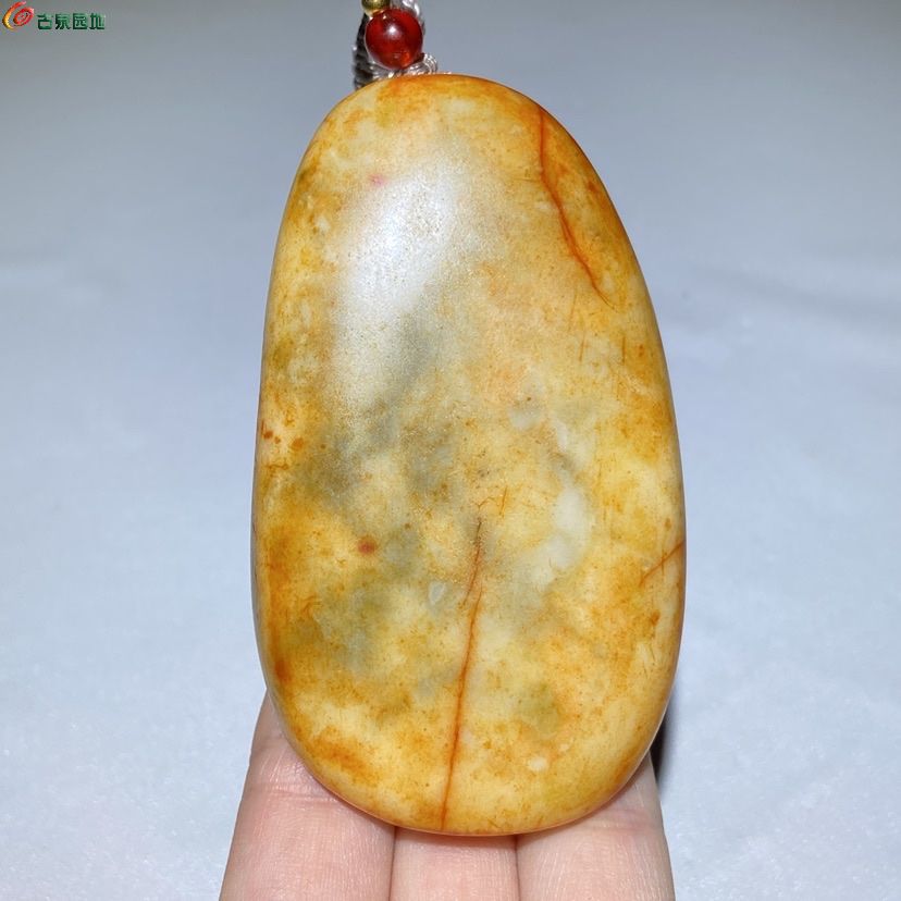 和田玉白玉原石带皮色雕刻观音把玩件2.jpg