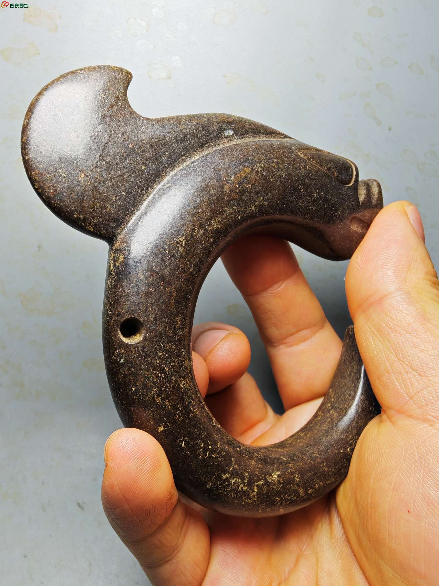 高古风格玉C龙手把件3.jpg