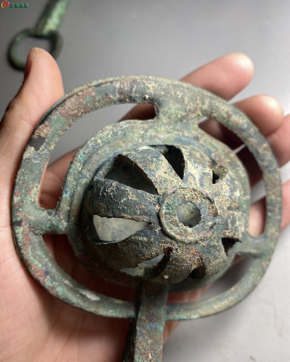大型精品，铜质品相都很好，声音响亮，最后一图红圈处有点裂有修4.jpg