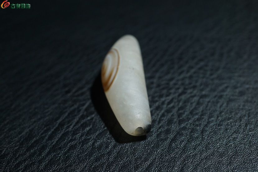西亚老玛瑙带眼牛角勒子18-8.jpg