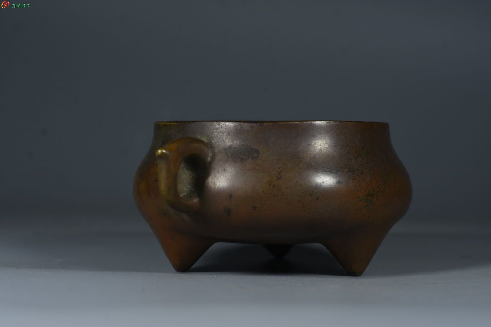 珍藏铜胎三足压径耳炉铜炉香炉7.jpg