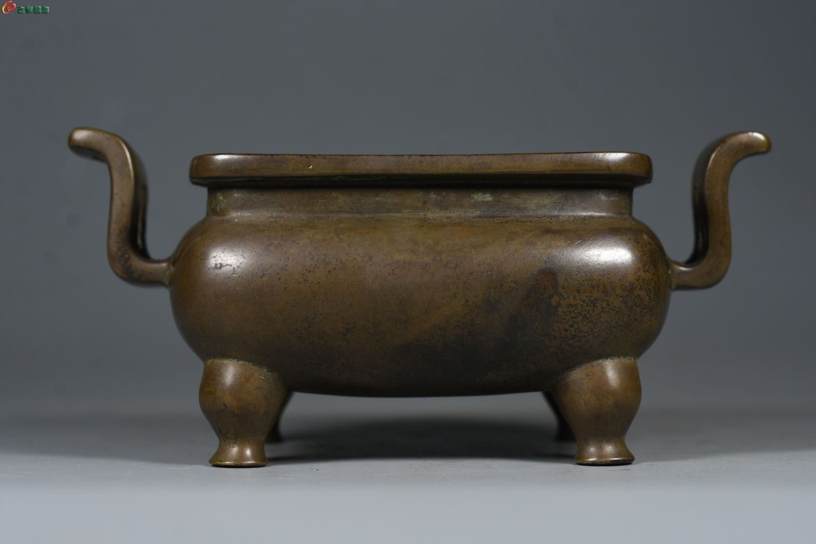 舶来 珍藏精品铜炉铜胎厚胎朝冠耳铜炉香炉4.jpg