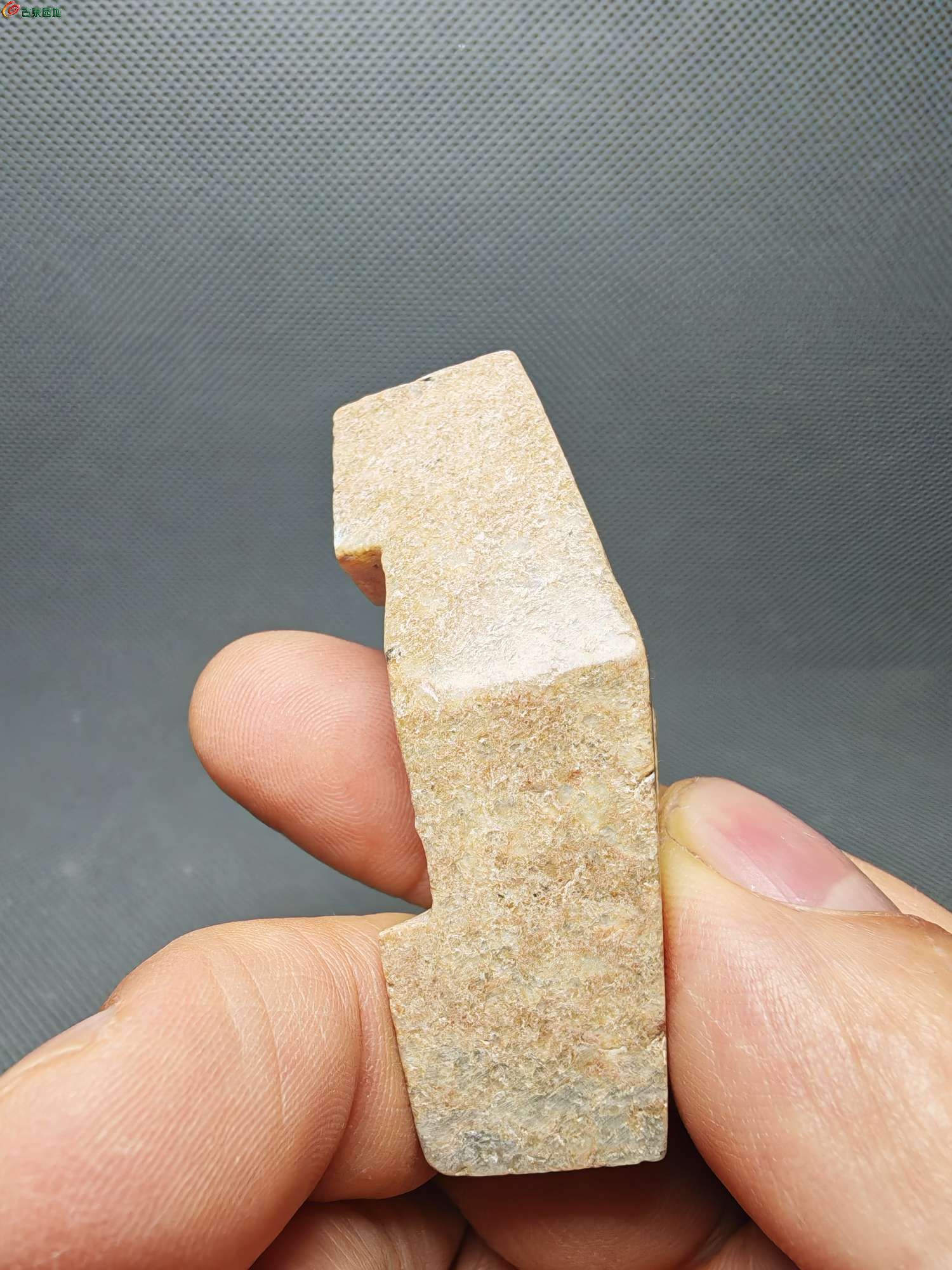 高古风格素面玉剑饰5.jpg