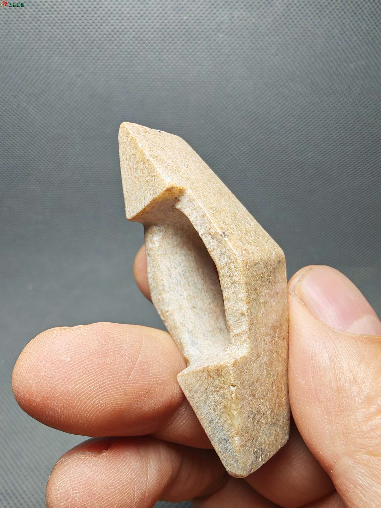 高古风格素面玉剑饰8.jpg