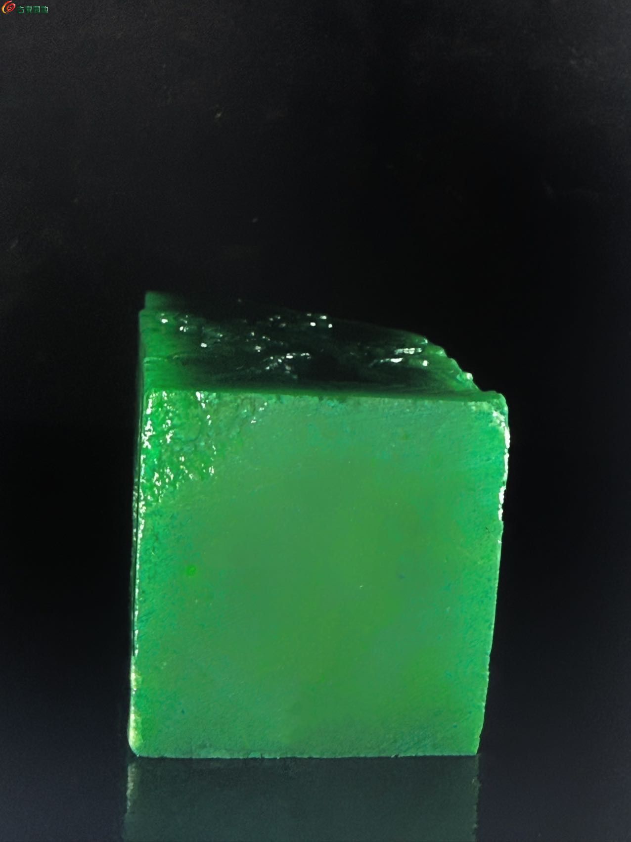 精品雅安绿松下高仕薄意印章6.jpg