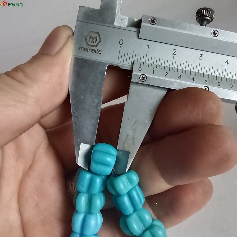 十七世纪天蓝色多棱琉璃瓜珠手串108- (8).jpg
