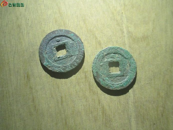 隆武星对2.jpg