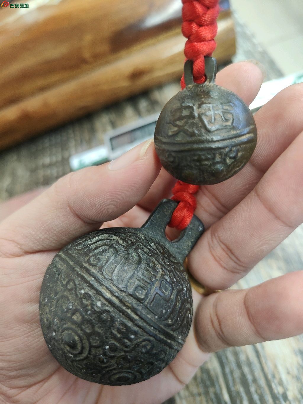 老铜虎头铃铛- 佛像和铜器- 园地拍卖